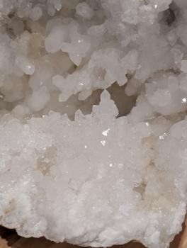 Druse/Geode Quarz groß und stark, gut zum Reinigen,wunderschön