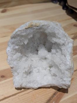 Druse/Geode Quarz,kleine Spitzen mit toller Schalenform zum Reinigen