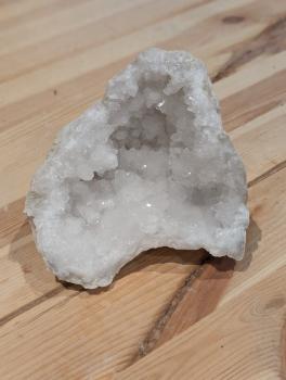 Druse/Geode Quarz klein und handlich, reinigt sehr gut