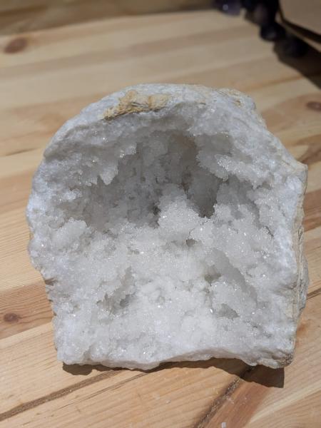Druse/Geode Quarz,kleine Spitzen mit toller Schalenform zum Reinigen