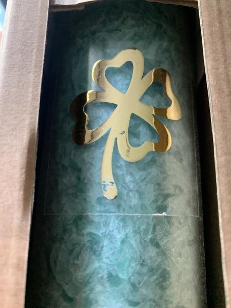 Kerze mit vierblättrigen Kleeblatt ohne Duft lange Brenndauer Fair Trade - B-Ware